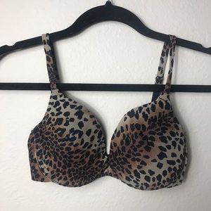 Victoria's Secret Cheetah Bra - size 34C